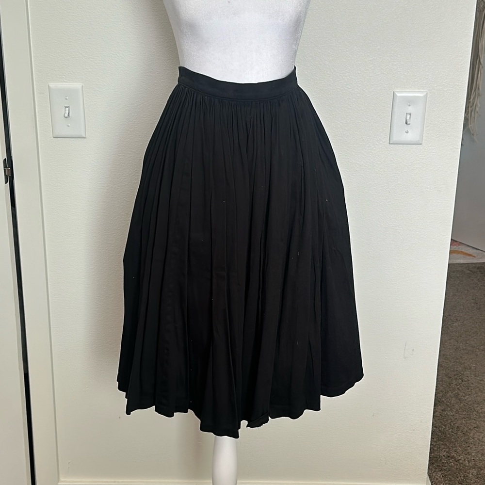 Black sateen Jenny skirt
